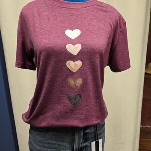 Chic Burgundy Heart Graphic Tee